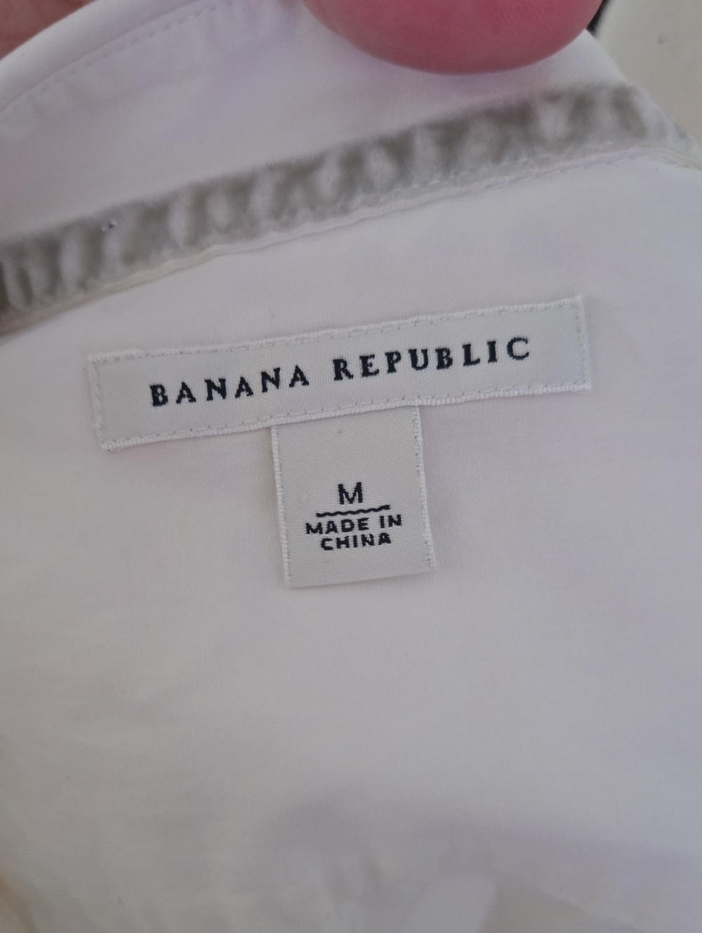 Banana Republic White Collared Shirt - Picture 6 of 8